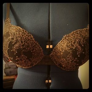 Victoria’s Secret bra
